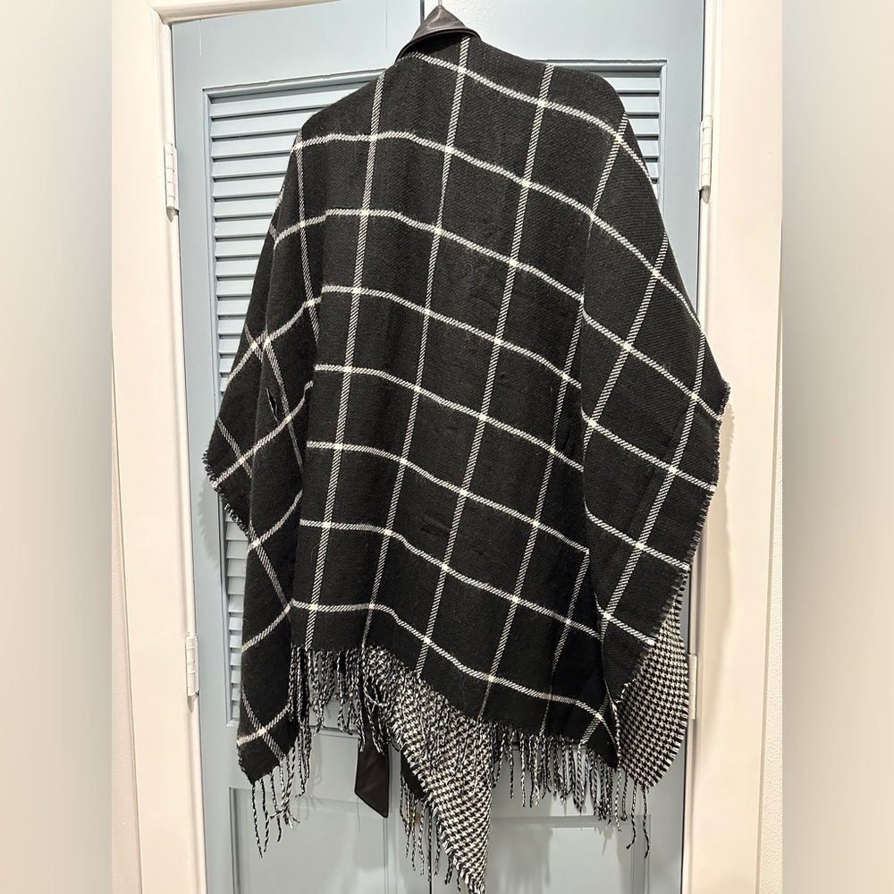NWOT Michael Stars Reversible Ruana - Picture 4 of 6